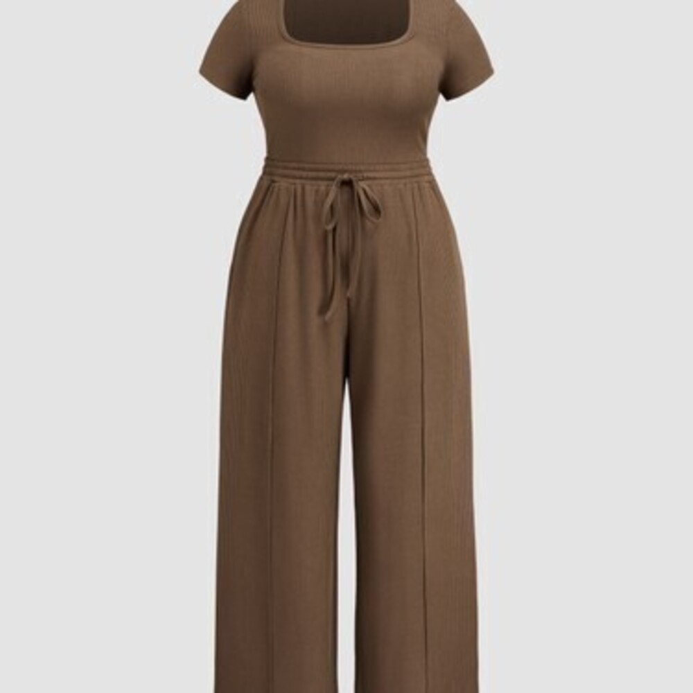 U-neckline Bodysuit & Elastic Waist Wide Leg Pants Set Curve & Plus